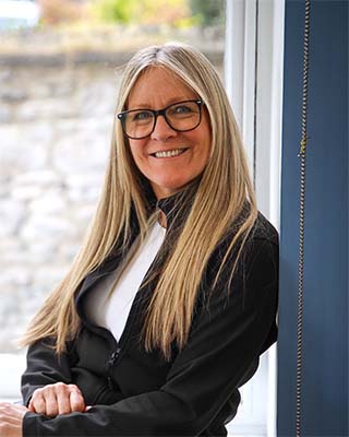 Photo of Susie Lealan